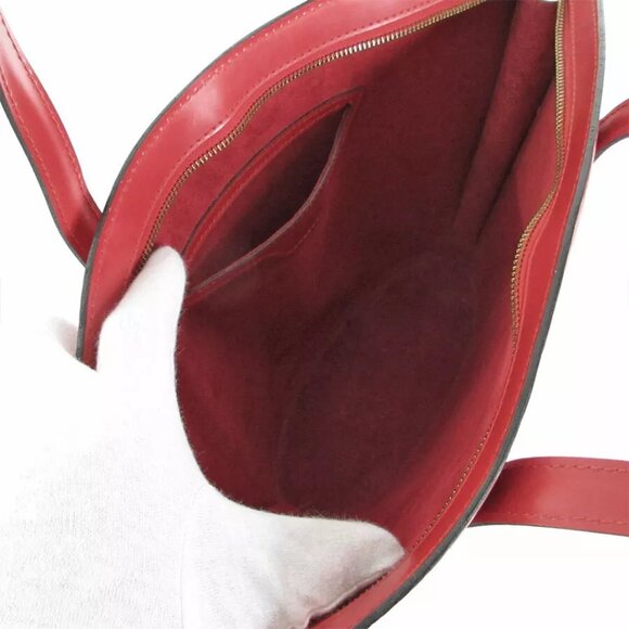 LOUIS VUITTON Epi Saint JacquesHandbag Red Epi Leather - Picture 12 of 12